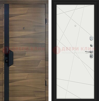 Стальная коричневая дверь МДФ c черной вставкой ДМ-267 в Солнечногорске