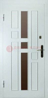 Белая стальная дверь с МДФ и декоративными вставками ДМ-62 в Солнечногорске