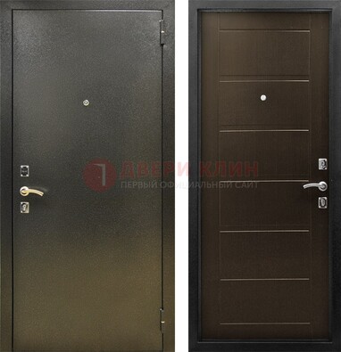 Темная металлическая дверь с порошковым напылением ДП-105 в Солнечногорске