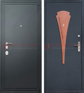 Черная железная дверь с порошковым покрытием и накладкой МДФ внутри ДП-245 в Солнечногорске