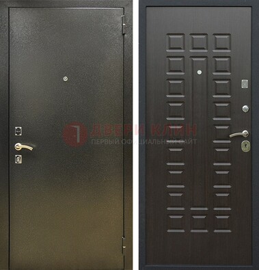 Темно-серая железная дверь с порошковым покрытием и МДФ Венге ДП-287 в Солнечногорске