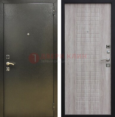 Железная темная дверь с порошковым покрытием и филенчатой МДФ ДП-297 в Солнечногорске