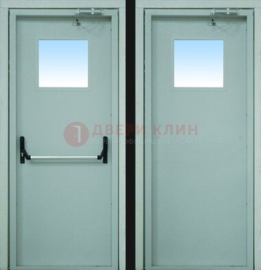 Серая металлическая противопожарная дверь со стеклянной вставкой ДПП-3 в Солнечногорске