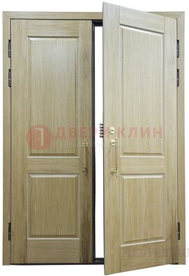 Металлическая парадная дверь ДПР-10 на лестничную клетку в Солнечногорске