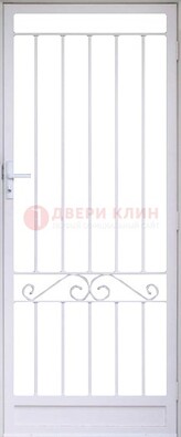 Белая стальная решетчатая дверь с волютами ДР-30 в Солнечногорске