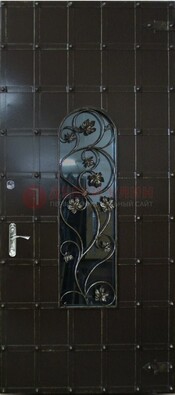Высокая железная дверь со стеклом и ковкой ДСК-15 в Солнечногорске