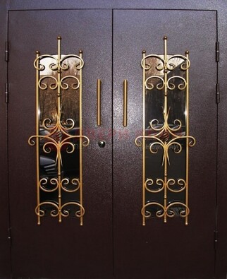 Металлическая дверь с ковкой и остеклением ДСК-49 в Солнечногорске