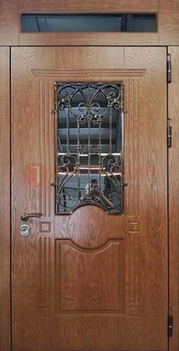 Металлическая входная дверь со стеклом и ковкой для дома ДСК-96 в Солнечногорске