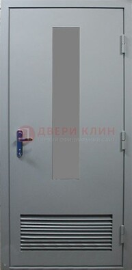Серая металлическая техническая дверь с декоративной вставкой ДТ-14 в Солнечногорске