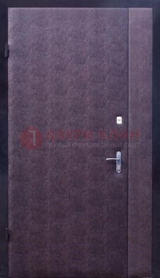 Бордовая металлическая тамбурная дверь ДТМ-3 в Солнечногорске