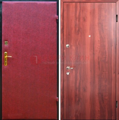 Красная входная дверь с винилискожей ДВ-30 в Солнечногорске