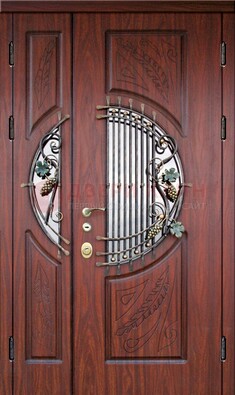 Железная дверь с виноритом и стеклом с ковкой ДВТ-170 в Рузе