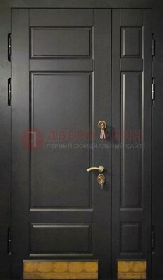 Черная полуторная железная дверь для частного дома ПЛ-2 в Солнечногорске