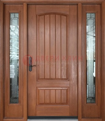 Стальная дверь с массивом дуба и витражом для дома ВЖ-17 в Солнечногорске